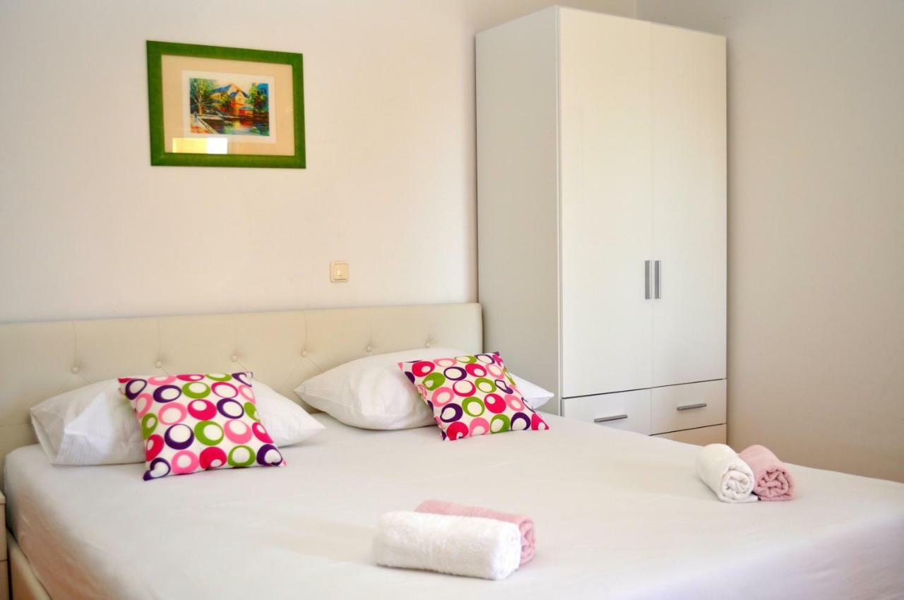Apartments Ivica Makarska Exterior foto